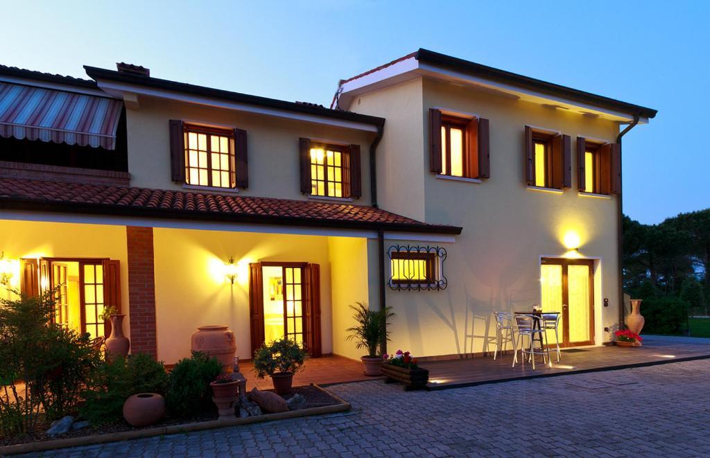 Ca' Del Faro Bibione Bed and Breakfast Exterior foto